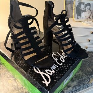 Sam Edelman Yarina black Swede sandal ankle strap zipper back